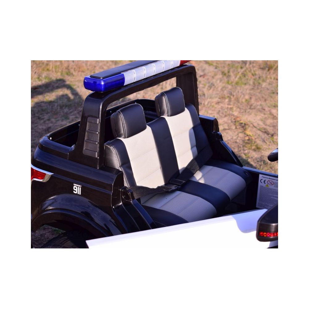 JEEP POLICJA 4X4 Z AMORTYZATORAMI, PILOT, REDUKTOR/ XMX-601-1