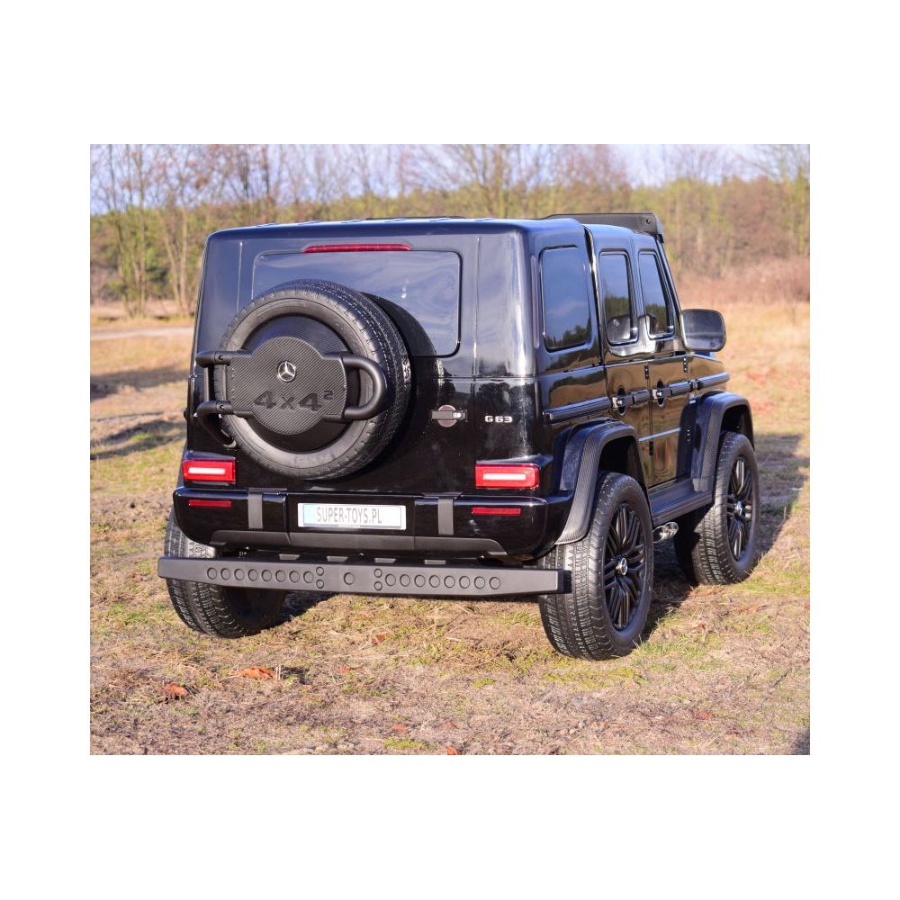 OLBRZYMI MERCEDES G63 NA AKUMULATOR 800 W,2X24V DYWANIKI,LAKIER /DKG63