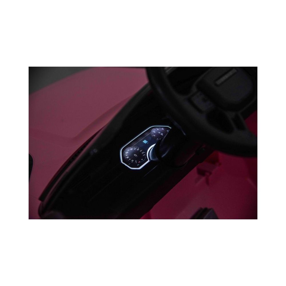 „Land Rover Defender“ akumuliatorinis automobilis, 400 WATT, 24 V, 50 kg