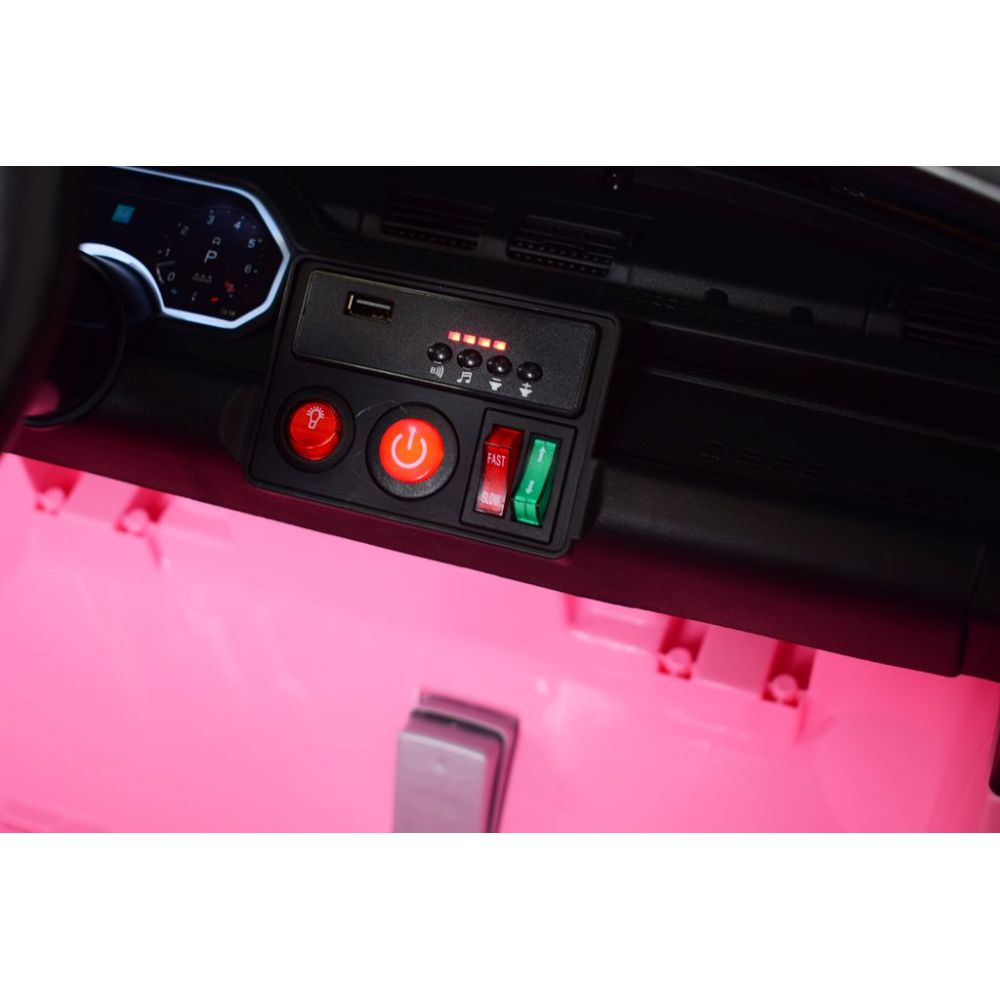 „Land Rover Defender“ akumuliatorinis automobilis, 400 WATT, 24 V, 50 kg