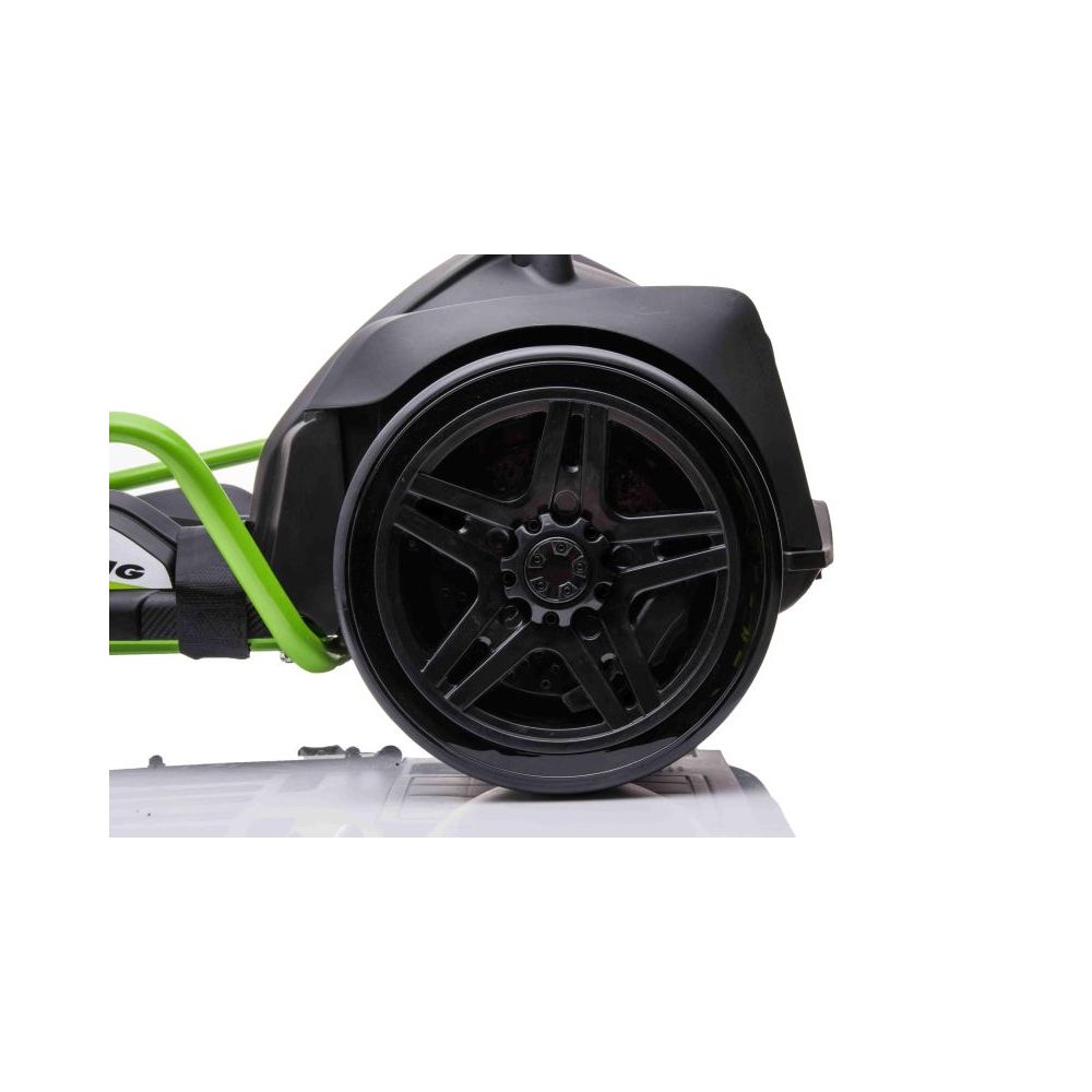 SZYBKI GOKART FAST 3 Z FUNKCJĄ DRIFTU 24 V, RADIO, BLUETOOTH/BDM0933