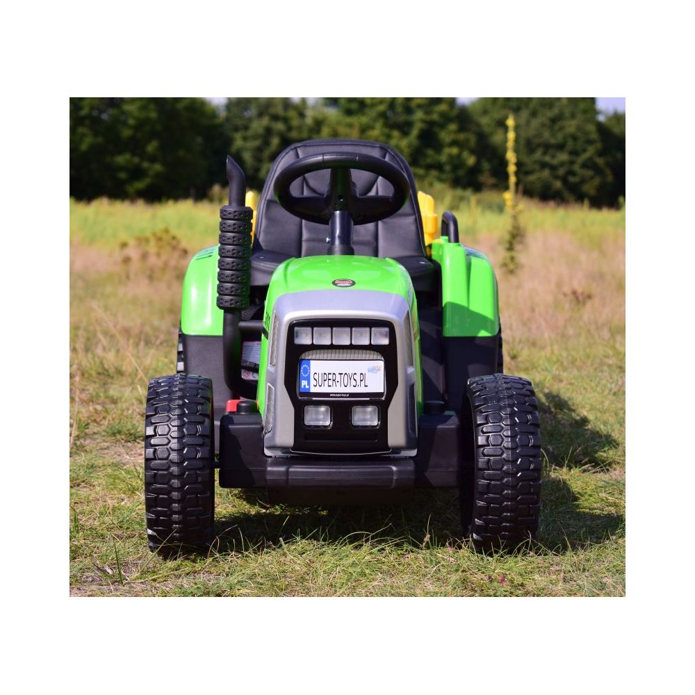 SUPER TRAKTOR BLOW - NA AKUMULATOR Z PRZYCZEPĄ, MIĘKKIE KOŁA, MIEKKIE SIEDZENIE, PILOT/XMX611