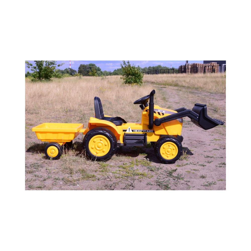 TRAKTOR NA AKUMULATOR Z PRZYCZEPĄ - JCX, PILOT/S-617