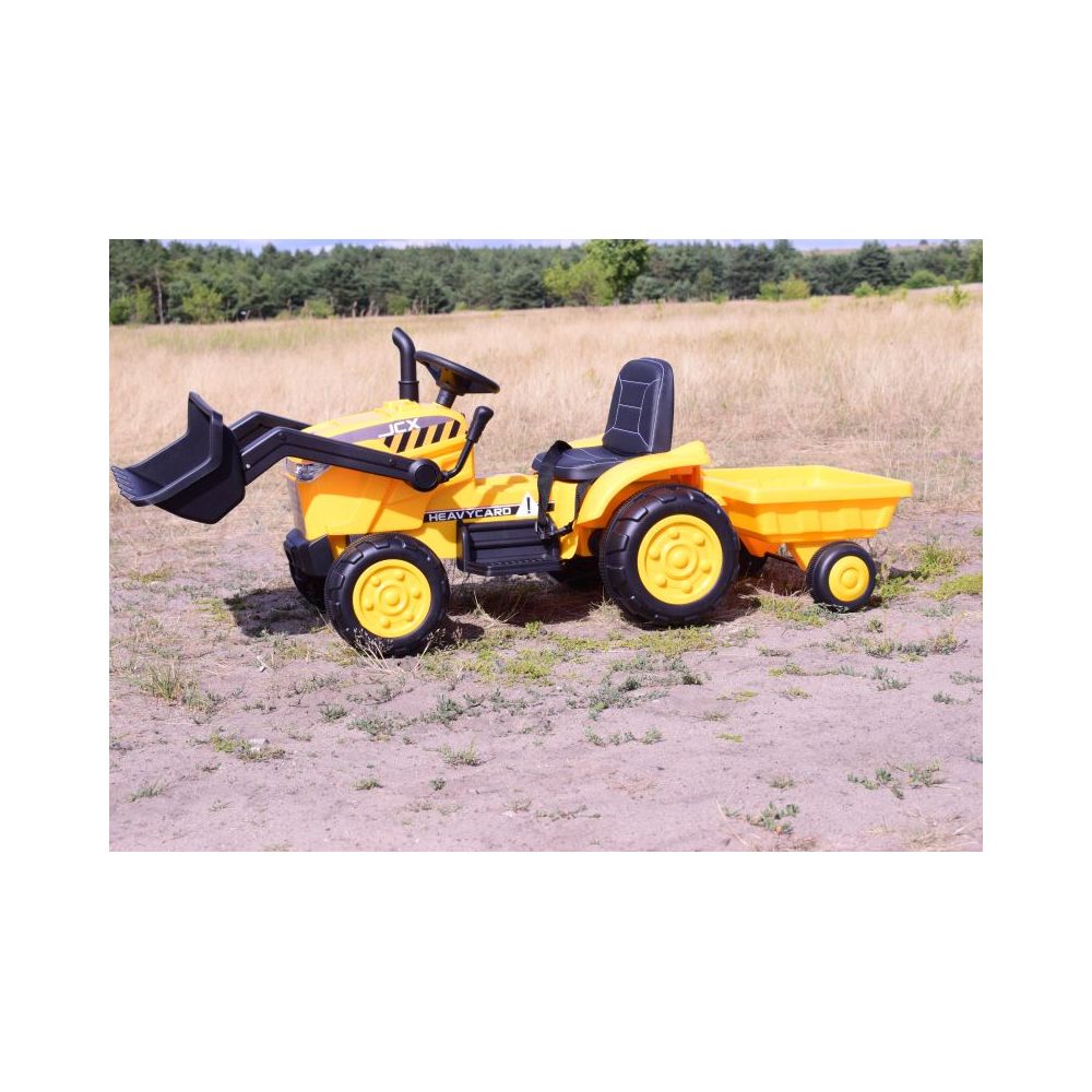 AKUMULIATORINIS TRAKTORIUS SU PRIEKABA – JCX, PILOT/S-617