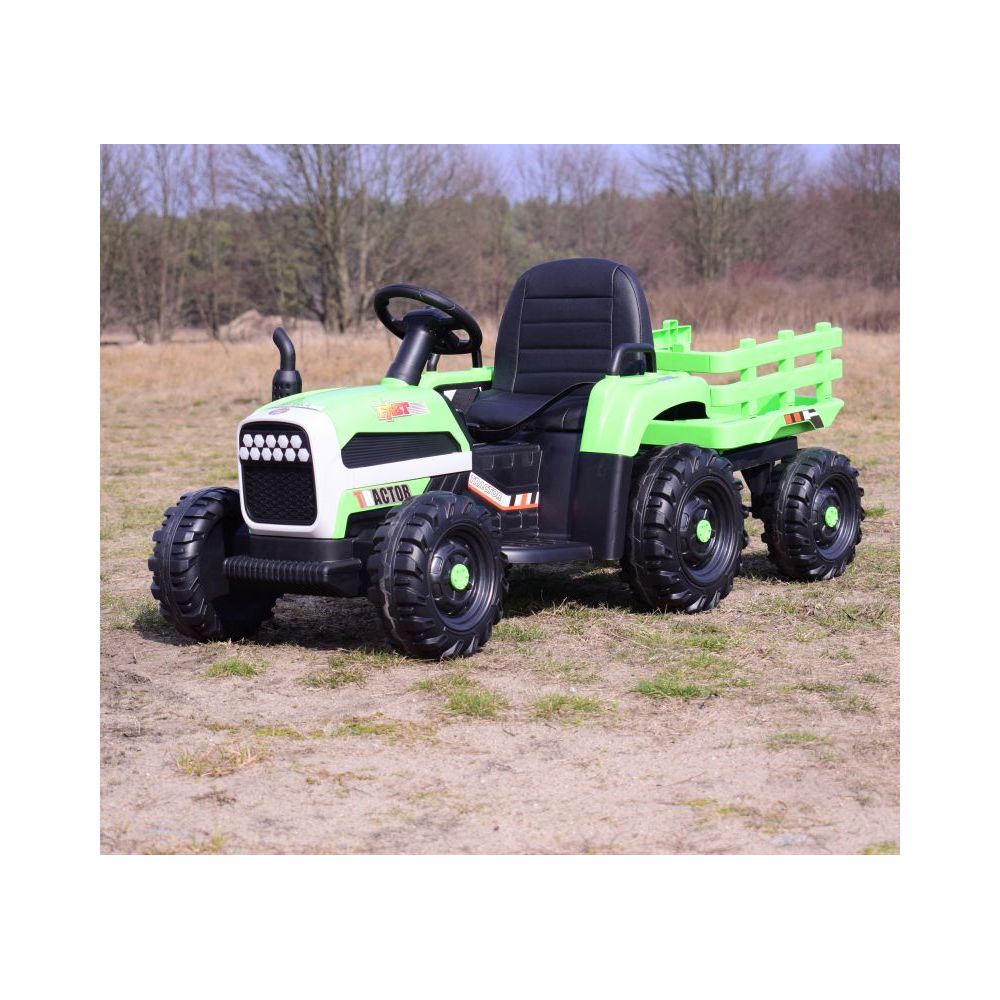 SUPER TRAKTORIUS „FAST“ SU AKUMULIATORIUMI IR PRIEKABĄ, MINKŠTI RATAI, MINKŠTA SĖDYNĖ, NUOTOLINIO VALDYMO PULTAS/JC005