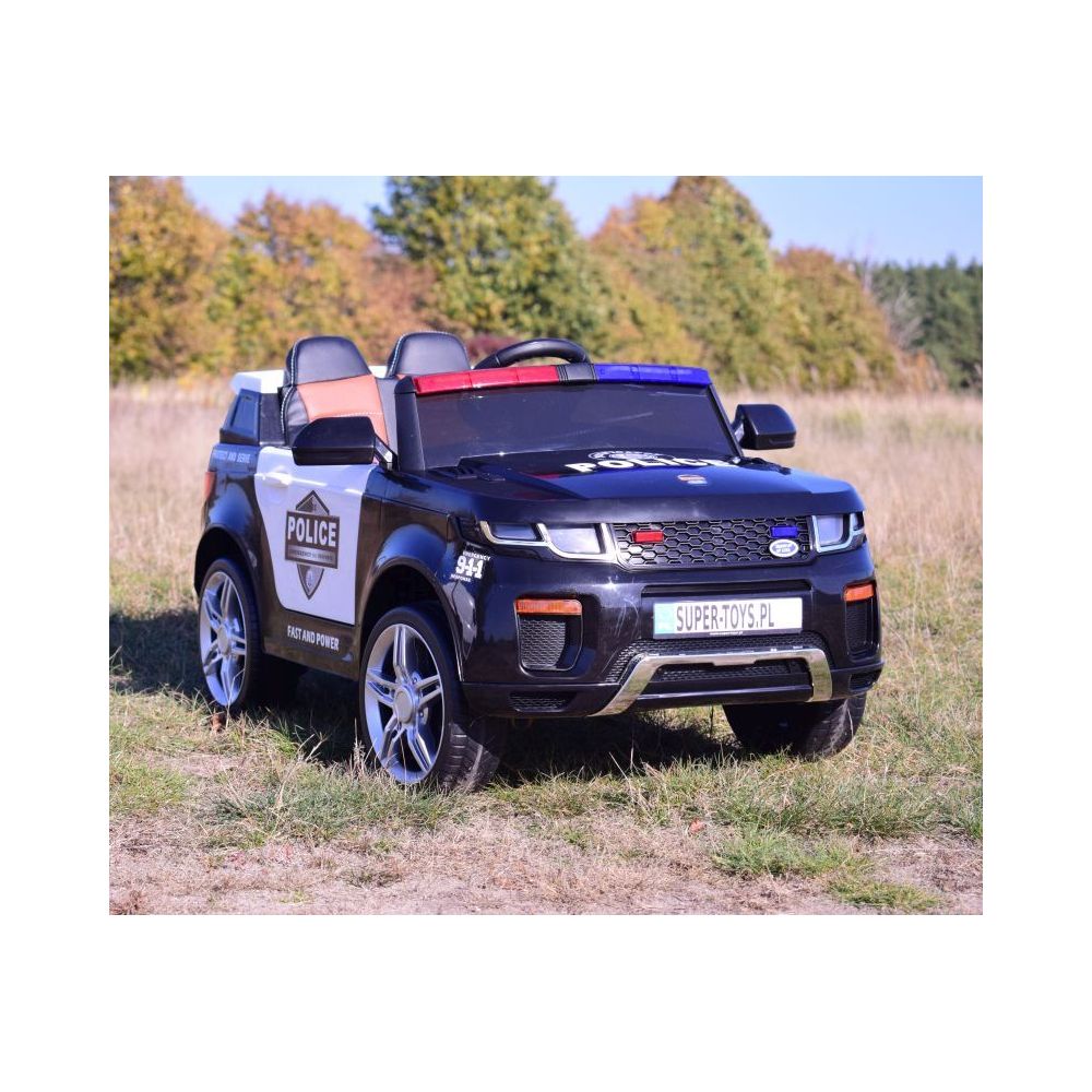 NAUJAUSIAS AKUMULIATORINIS POLICIJOS AUTOMOBILIS „PACIFICATOR“ – ŠVIESOS SIGNALAI, GARSO EFEKTAI, NUOTOLINIO VALDYMO PULTAS/BBH0