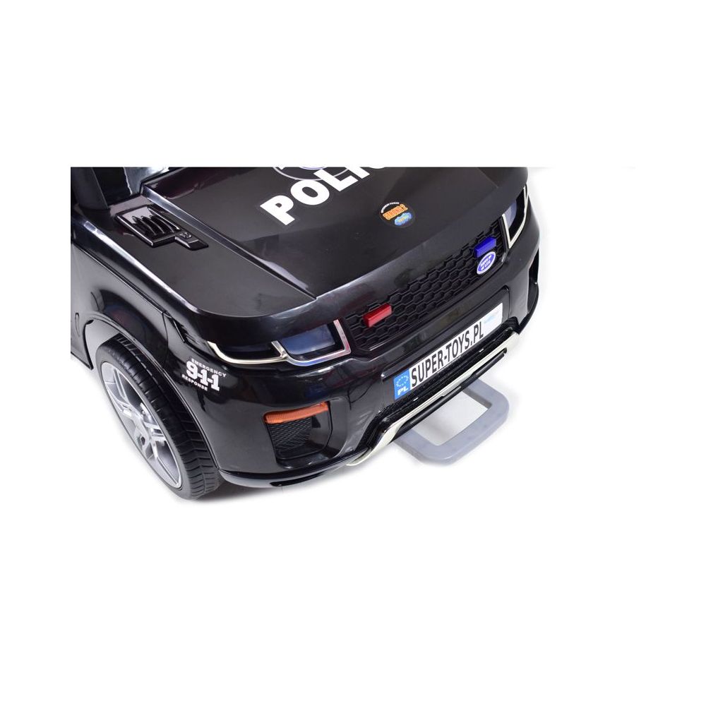 NAUJAUSIAS AKUMULIATORINIS POLICIJOS AUTOMOBILIS „PACIFICATOR“ – ŠVIESOS SIGNALAI, GARSO EFEKTAI, NUOTOLINIO VALDYMO PULTAS/BBH0