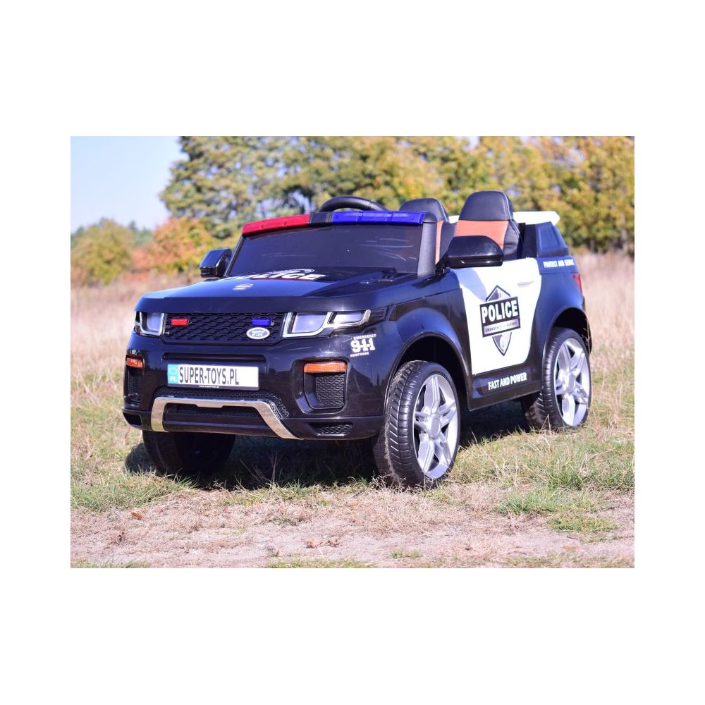 NAUJAUSIAS AKUMULIATORINIS POLICIJOS AUTOMOBILIS „PACIFICATOR“ – ŠVIESOS SIGNALAI, GARSO EFEKTAI, NUOTOLINIO VALDYMO PULTAS/BBH0