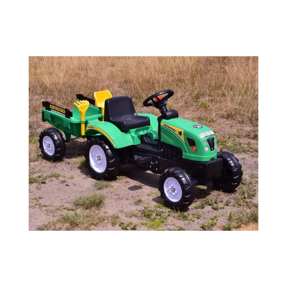 PEDALINIS TRAKTORIUS SU PRIEKABĄ IR PRIEDAI/TR3001