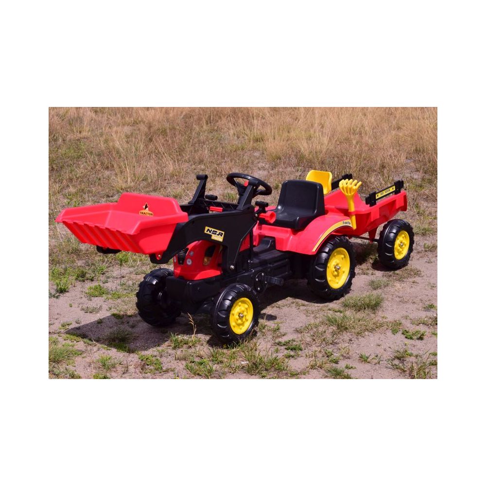 PEDALINIS TRAKTORIUS SU PRIEKABĄ IR KASĖLE /TR3005