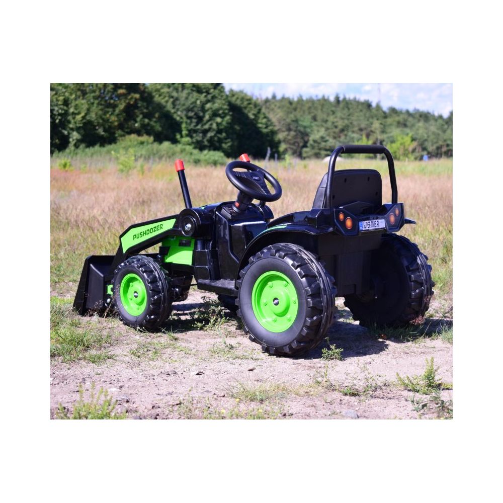 MEGA TRAKTOR Z ŁYŻKĄ - ŁADOWARKĄ. MIĘKKIE SIEDZENIE, PILOT, RADIO FM/HL389