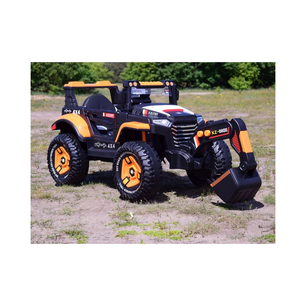 DIDELIS „JEEP“, AKUMULIATORINIS 4X4 EKSKAVATORIUS SU NUOTOLINIO VALDYMO PULTU / XZ-1158
