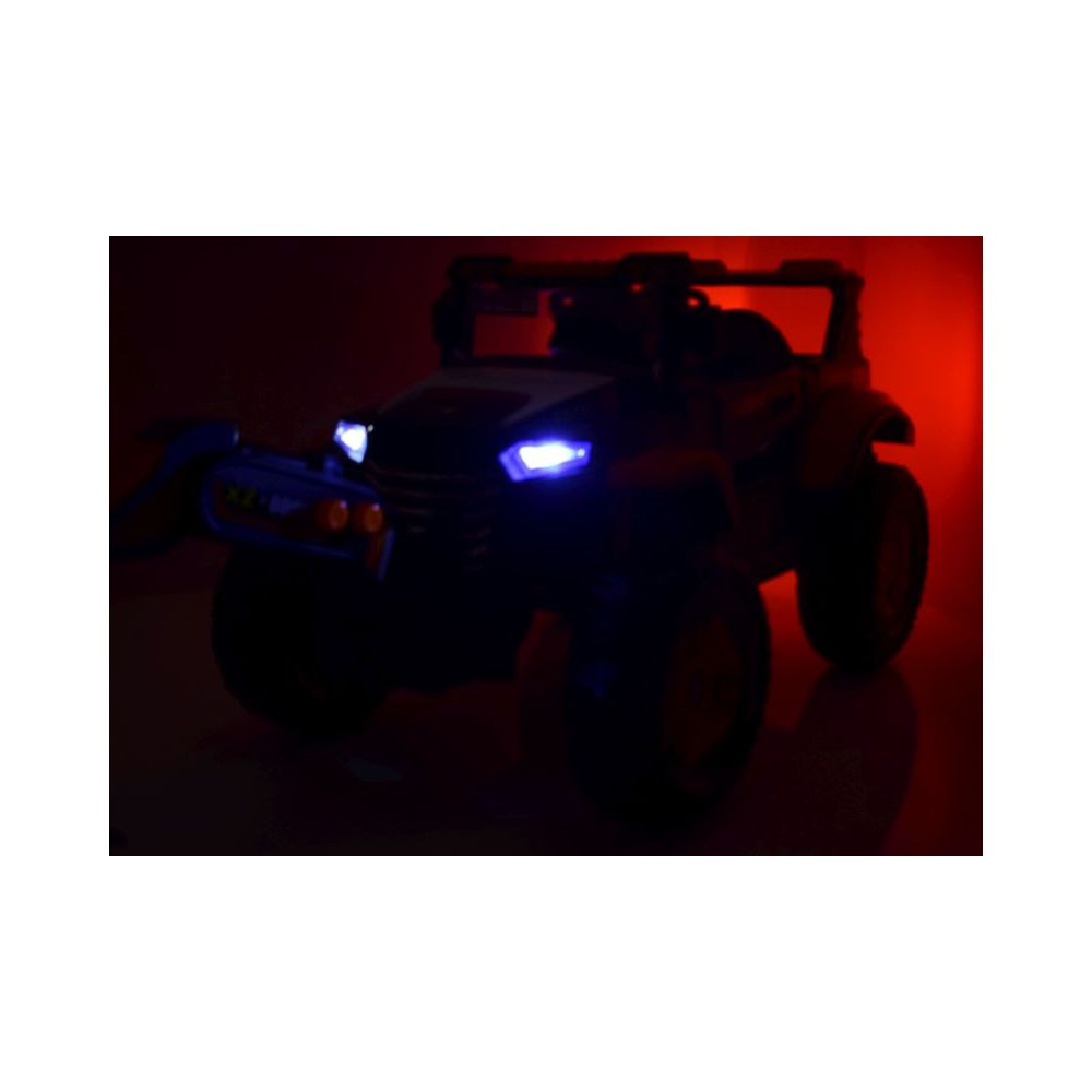 WIELKI JEEP, KOPARKA NA AKUMULATOR 4X4 Z PILOTEM/XZ-1158