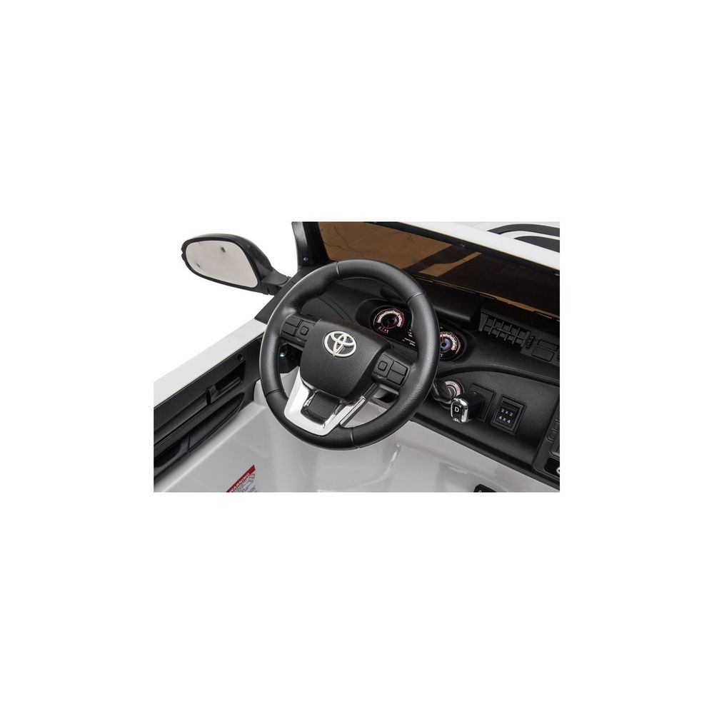 Auto na Akumulator Toyota Hilux Biały