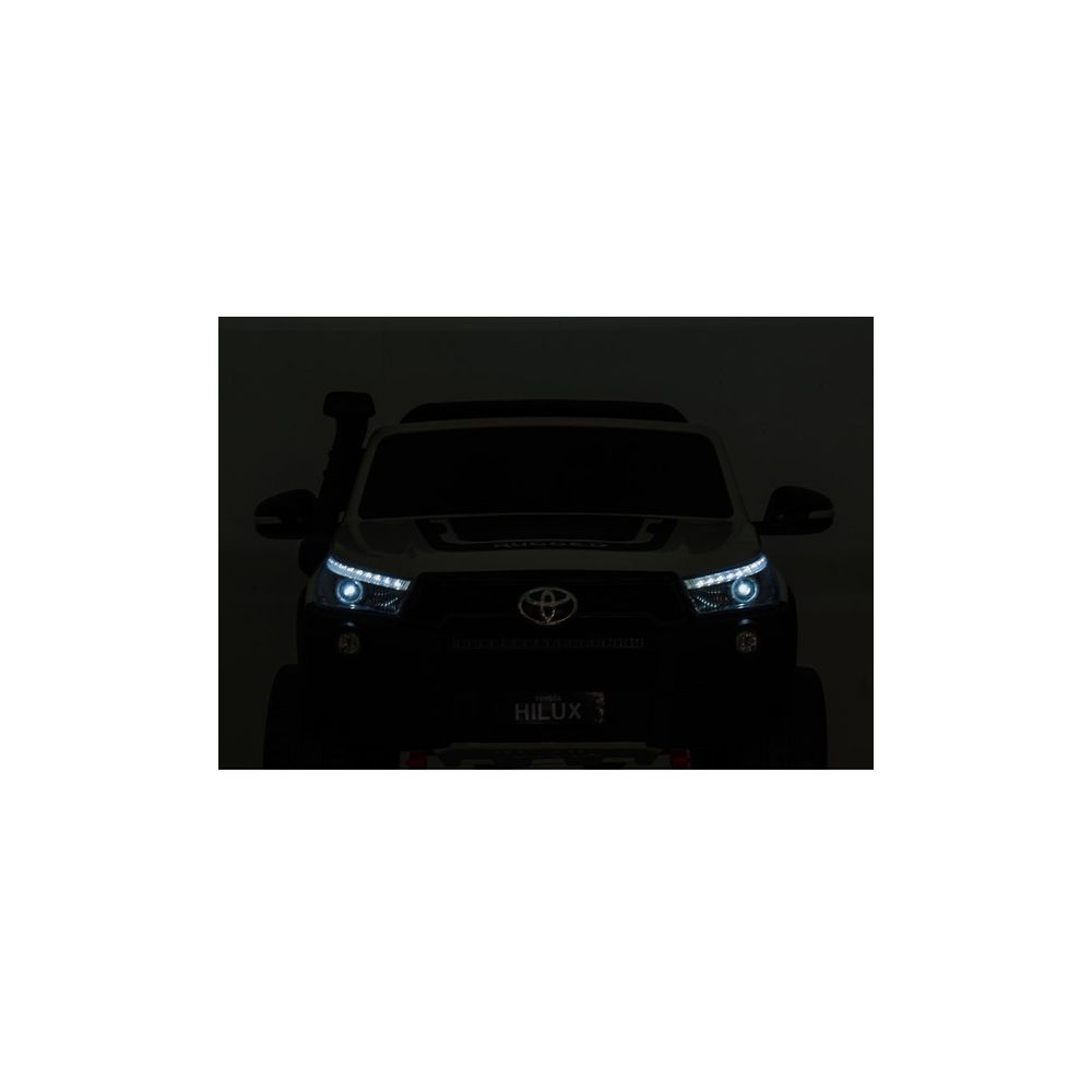 Auto na Akumulator Toyota Hilux Biały