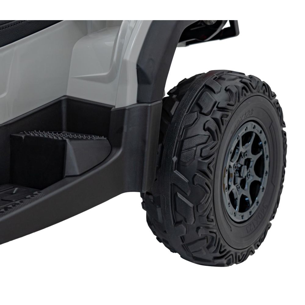 Quad Can Am Outlander ATV z Pilotem Szary