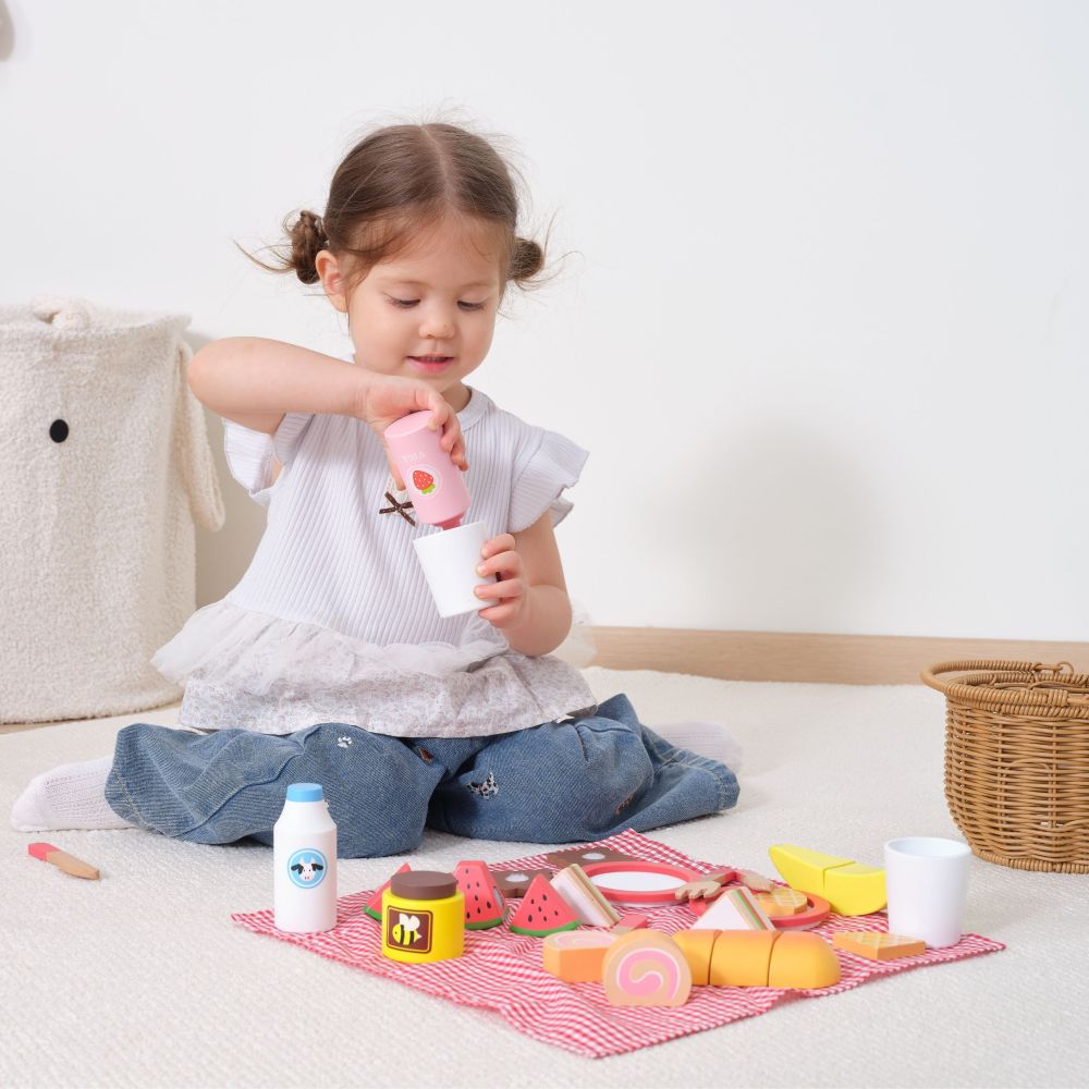 VIGA Wooden Picnic Set 30 pcs. 