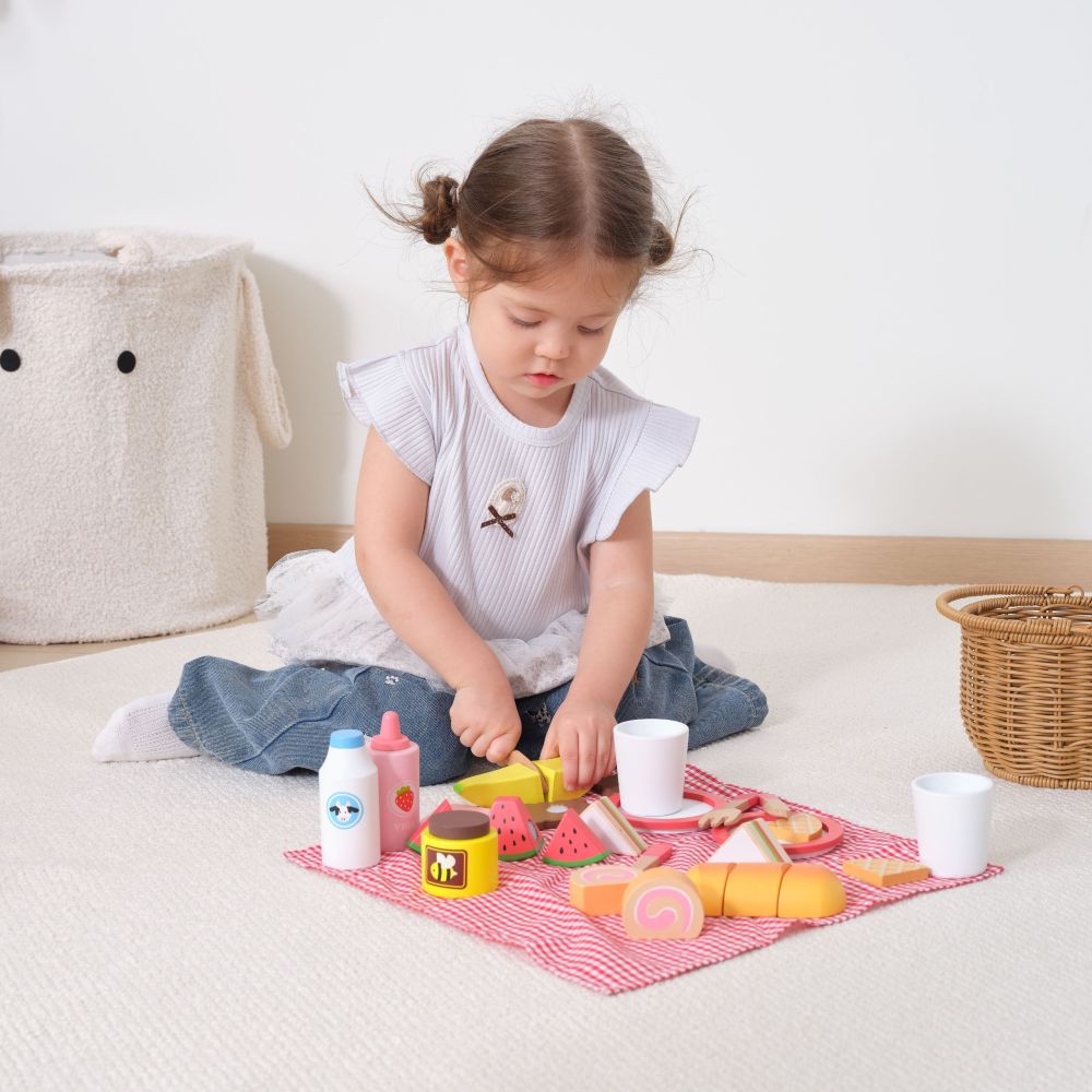 VIGA Wooden Picnic Set 30 pcs. 