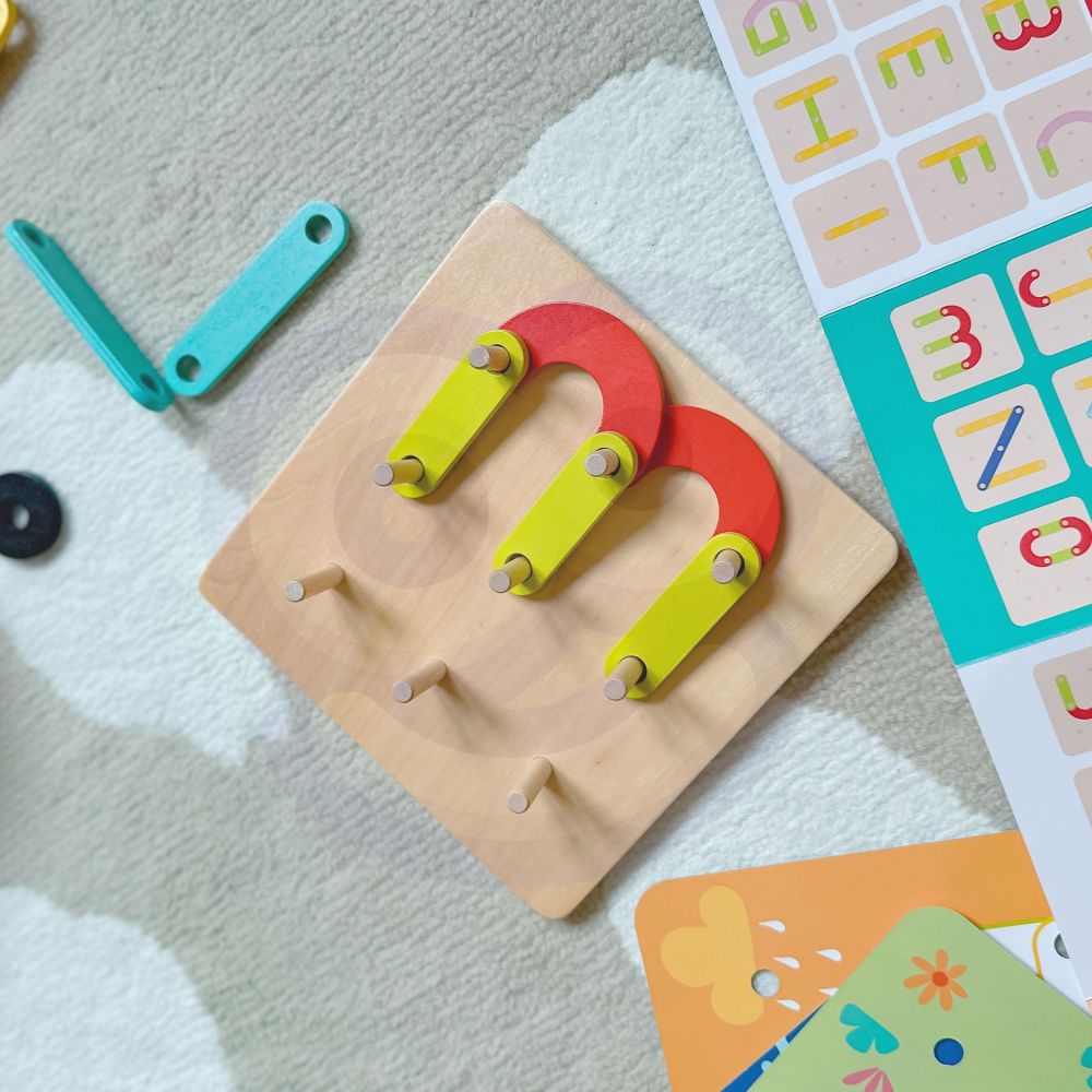 Medinė dėlionė su kaišteliais ir gyvūnų motyvais TOOKY TOY FSC sertifikuoti