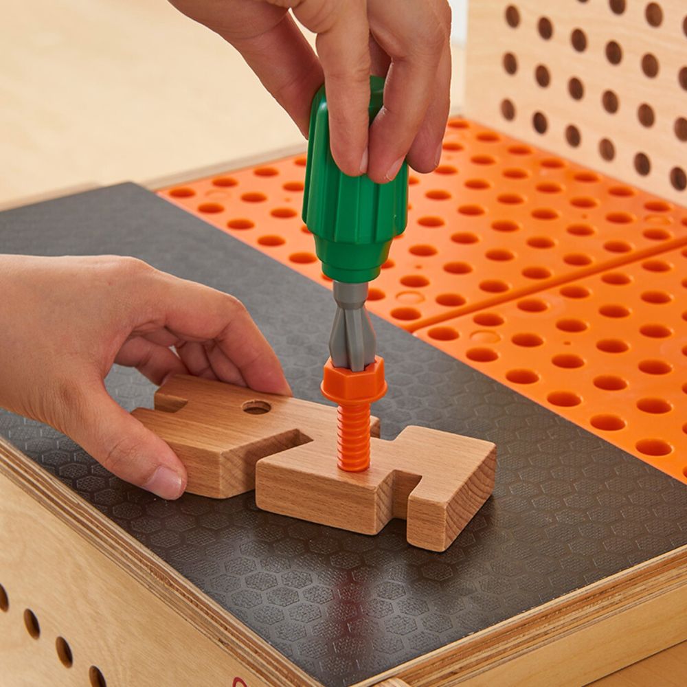 MASTERKIDZ STEM Workbench Accessory Set 111 pcs. 