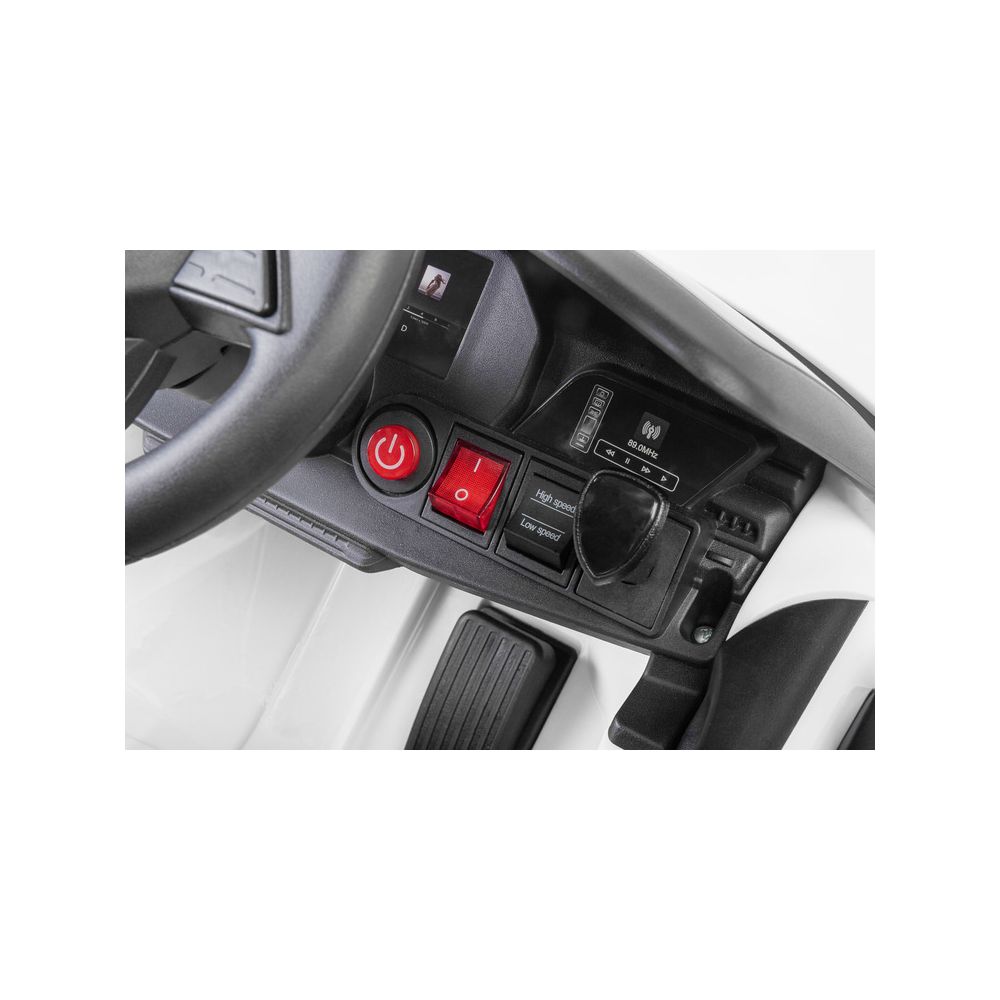 POJAZD AKUMULATOROWY AUDI A5L WHITE