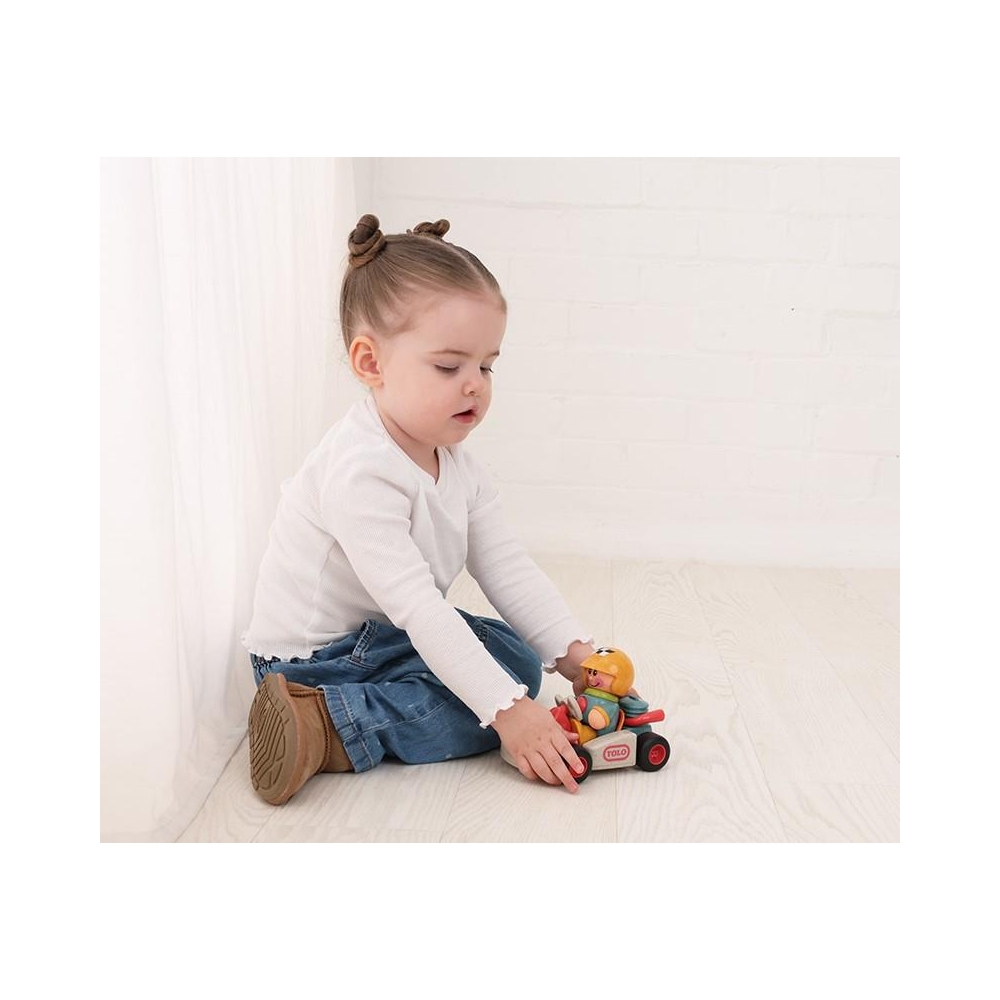 Go-Kart Auto z zawodnikiem TOLO BIO First Friends