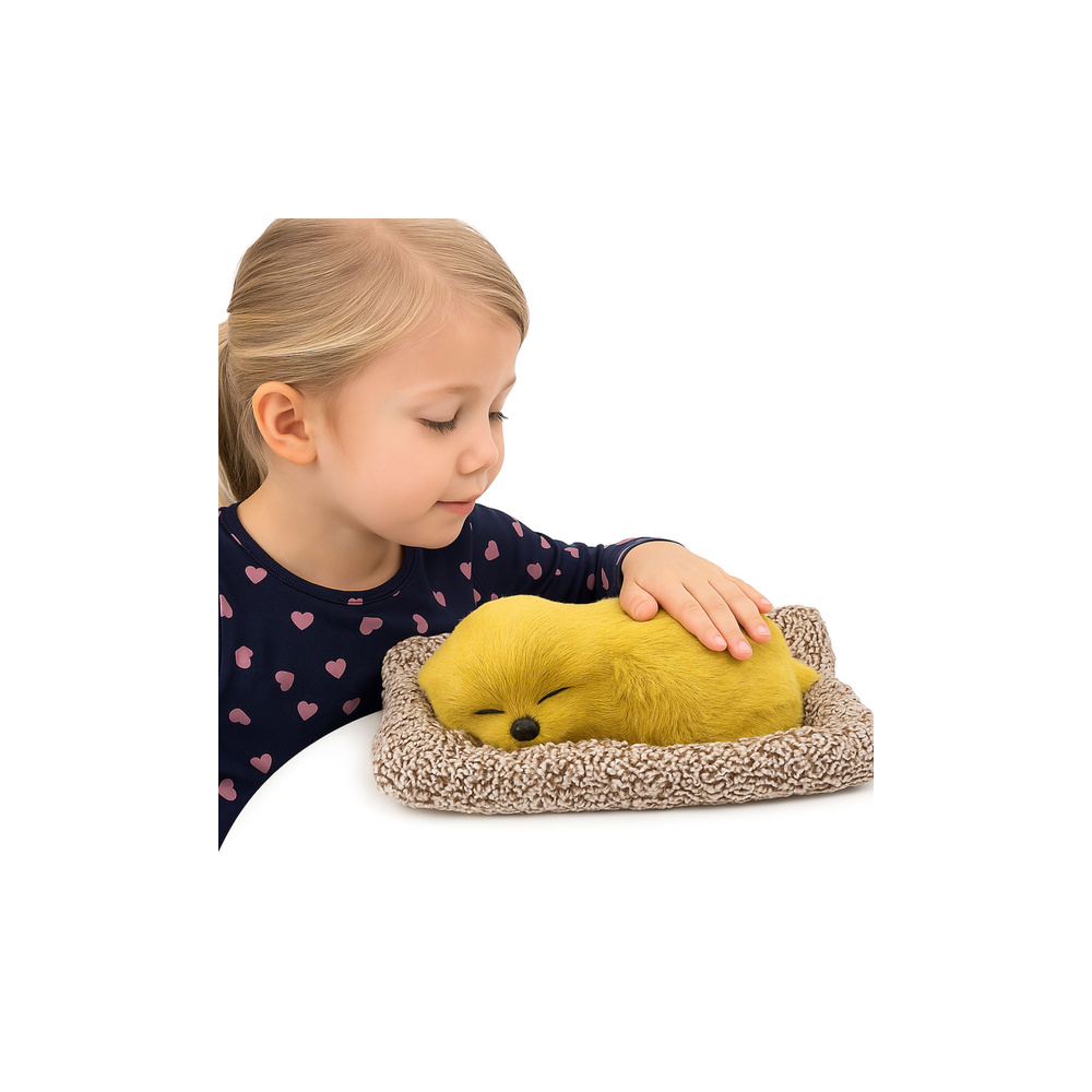 Śpiący Pies Labrador Szczeniak Na Poduszce Figurka z Futerkiem Torba