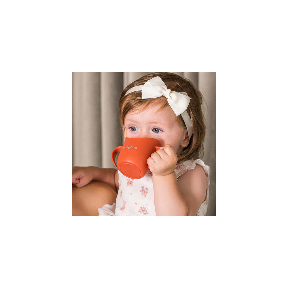 1463/09 KUBEK ERGONOMICZNY TRENINGOWY FLOW BEŻOWY